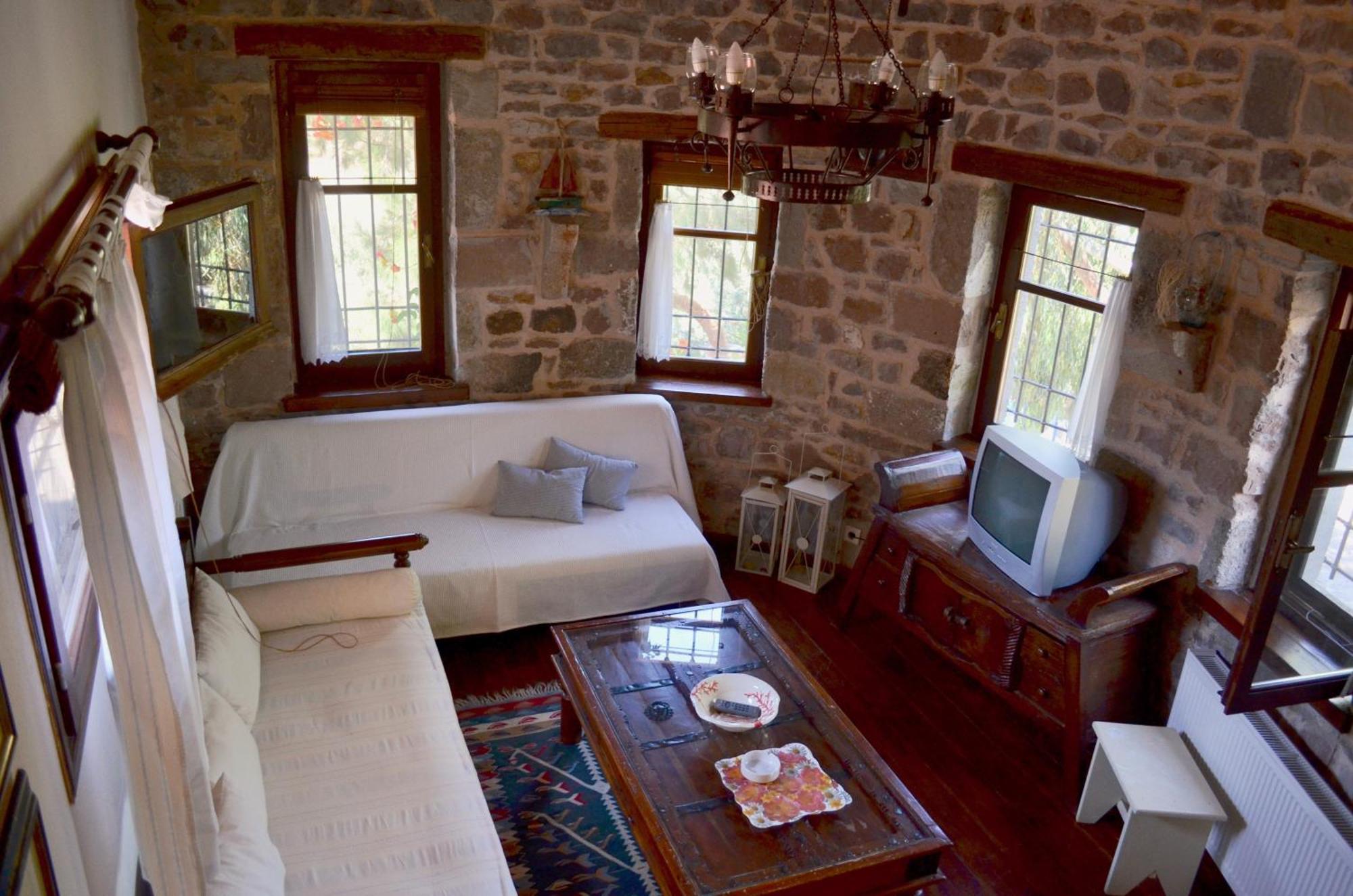 Lesvos Tower House Komninos Sígrion 외부 사진